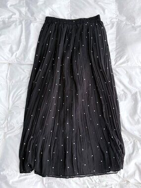 Black Polka Dot Pleated Skirt